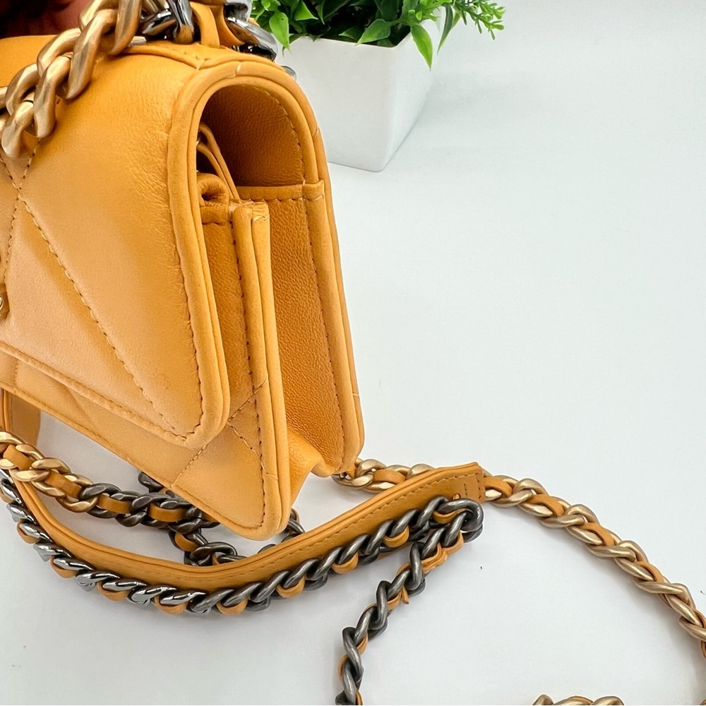 Chanel 19 Wallet On Chain Lambskin mustard yellow shoulder bag❤️ - Picture 5 of 13